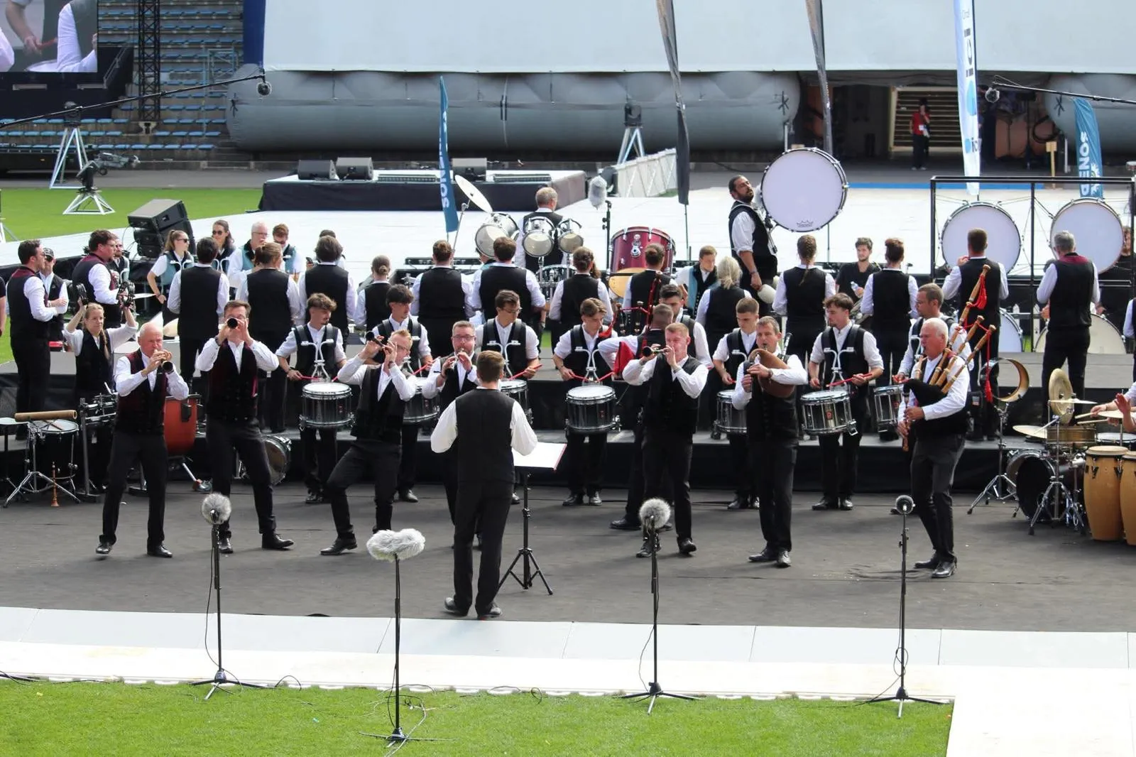 Cornemuses et bombardes du Bagad